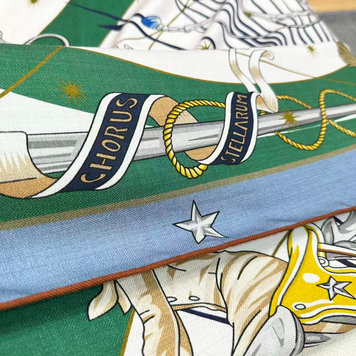 HM  Creative Origins Scarf 135CM Blue White Cashmere Silk 969435