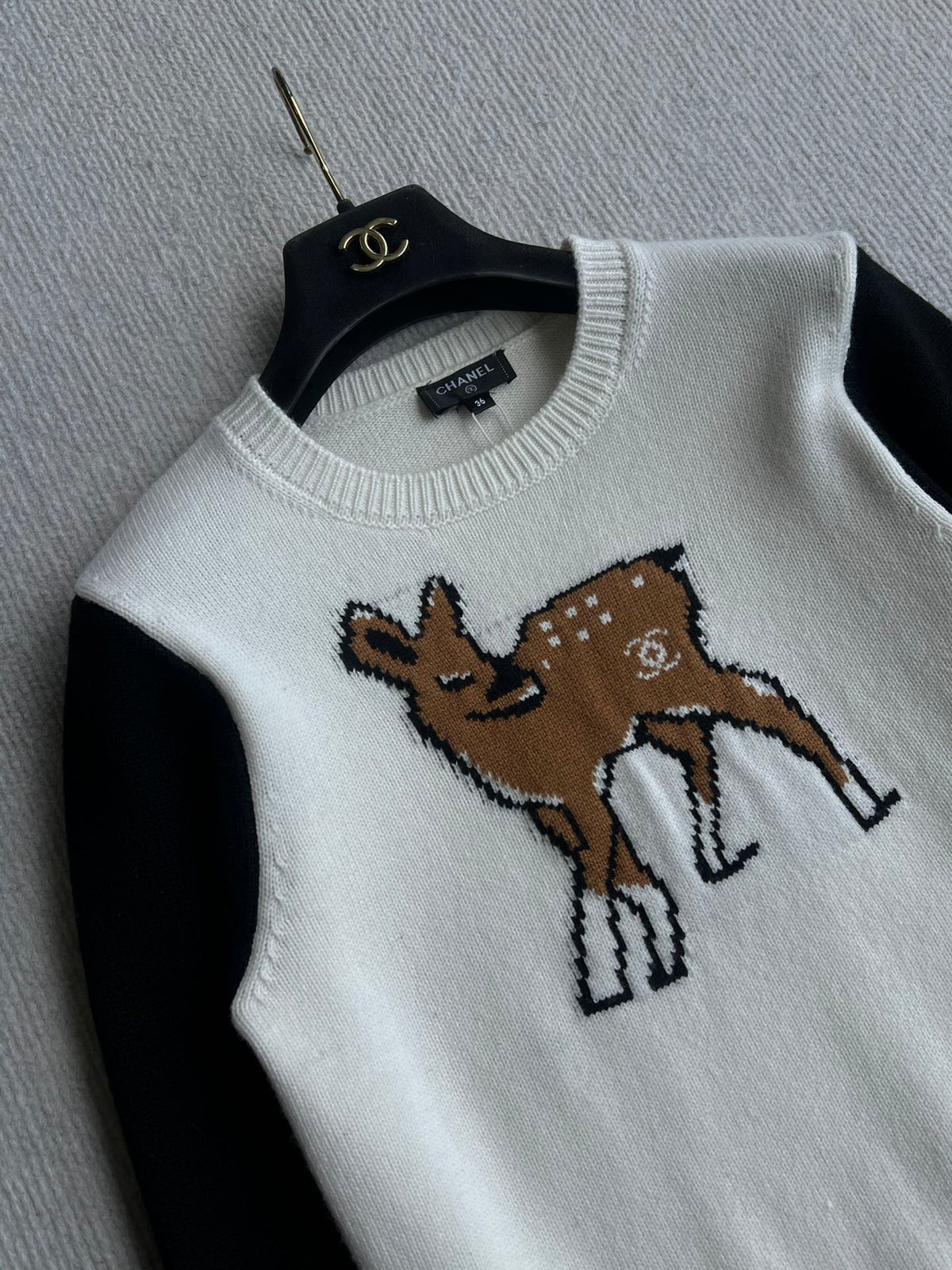 Chanel 25 Deer Print Sweater White mix Black Wool 318394