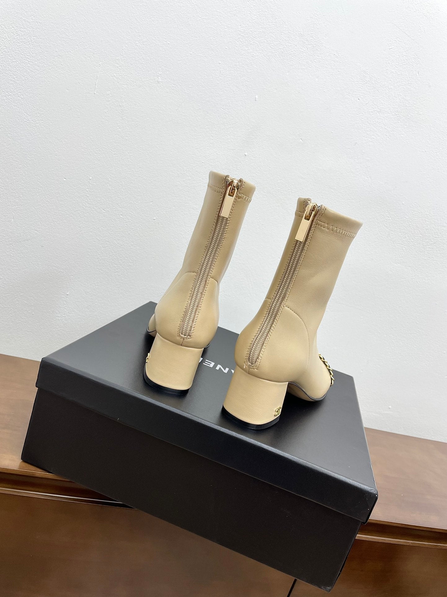 CC Ankle Boots 50mm Beige Chain Lambskin