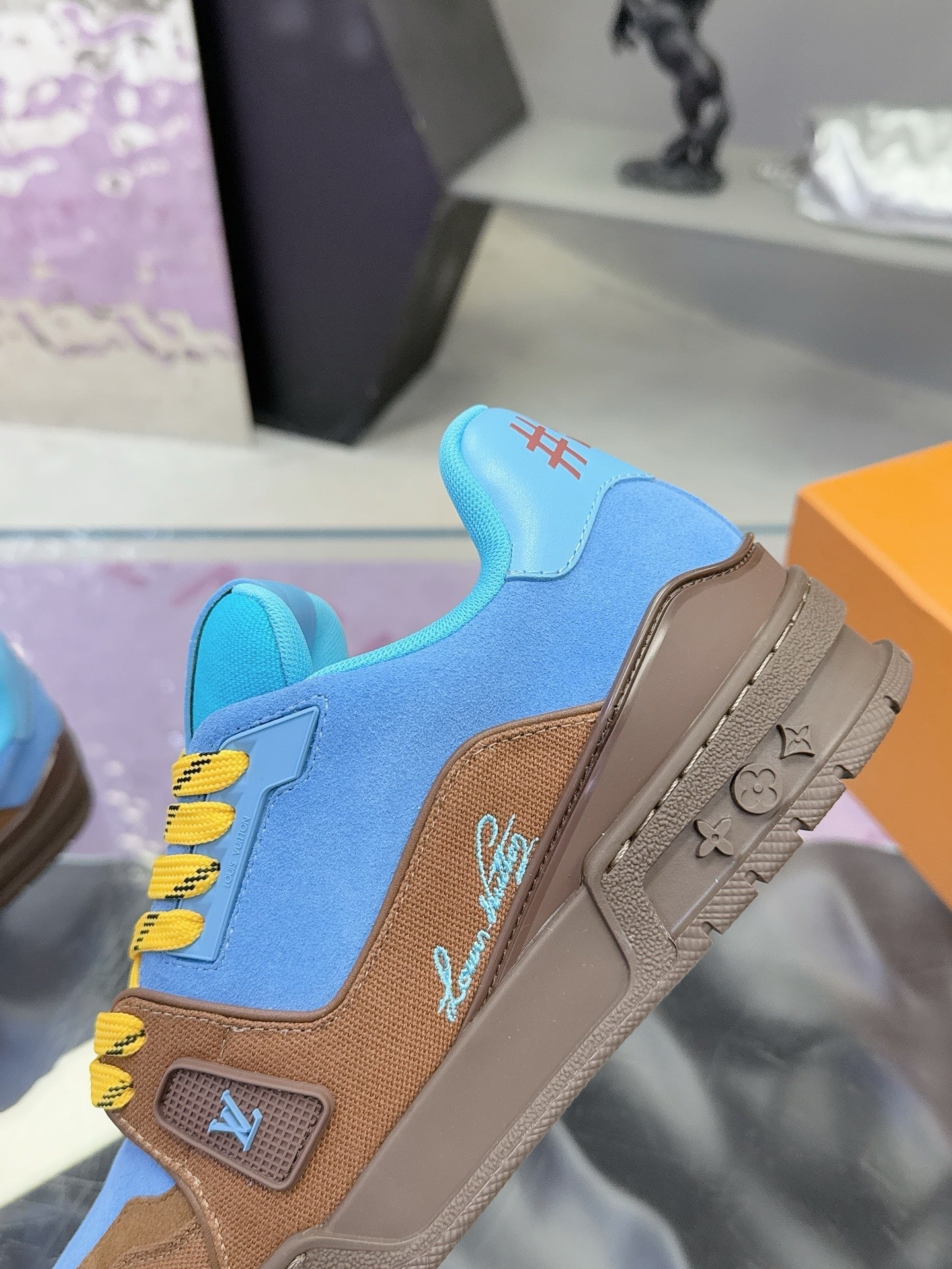 LV x Tyler 26ss Sneaker Blue Brown Suede 672140