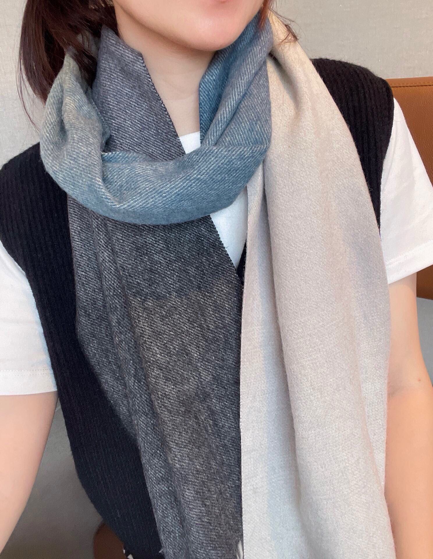 CC Scarf 180 CM In Black Blue Mix Grey Beige Cashmere 381207