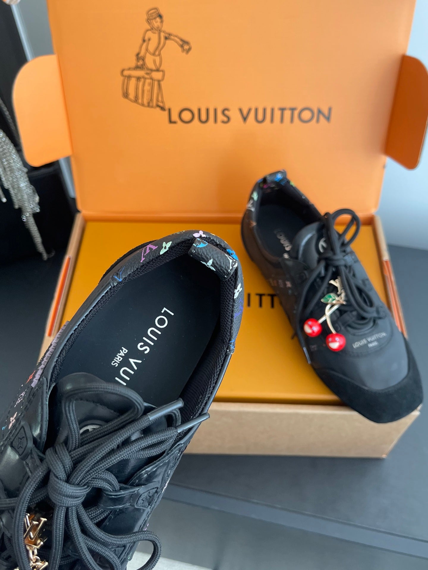 LV 26ss Ballet Sneakers Black Cowhide  Suede 631488