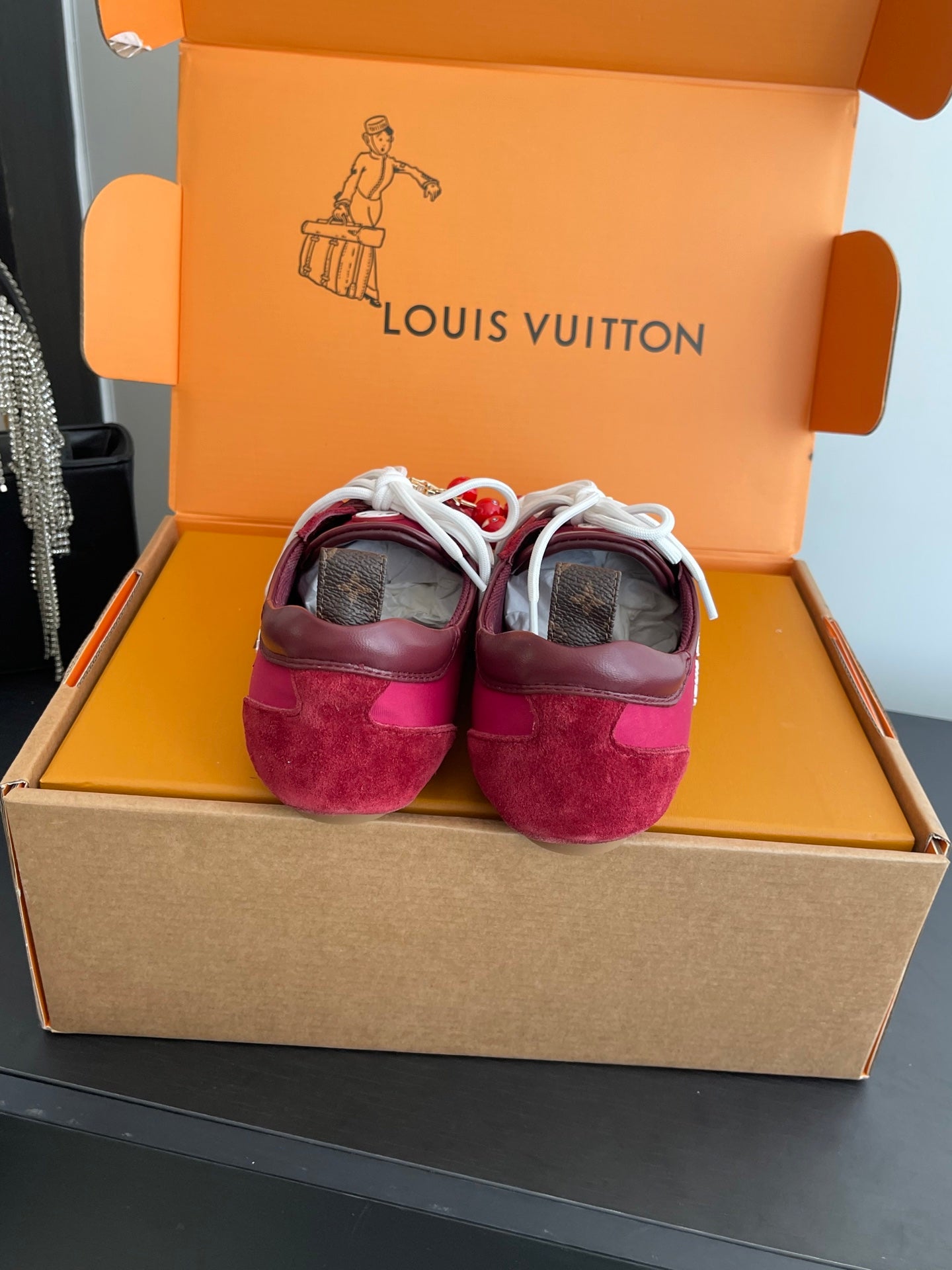 LV 26ss Ballet Sneakers Berry Red Suede 631490