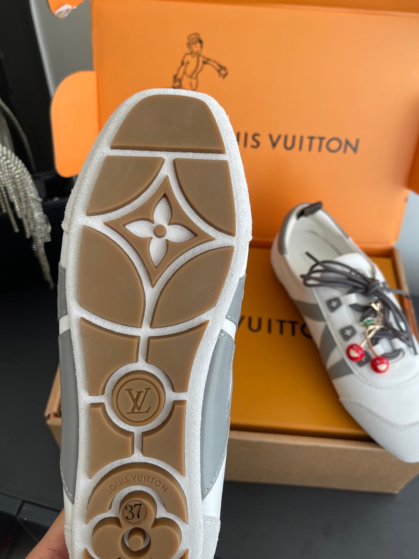LV 26ss Ballet Sneakers White Gray Cowhide Suede 631495
