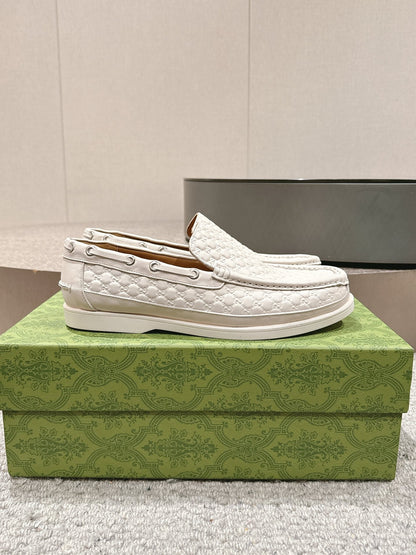 GG Men's 25 Loafer White Calfskin 592174