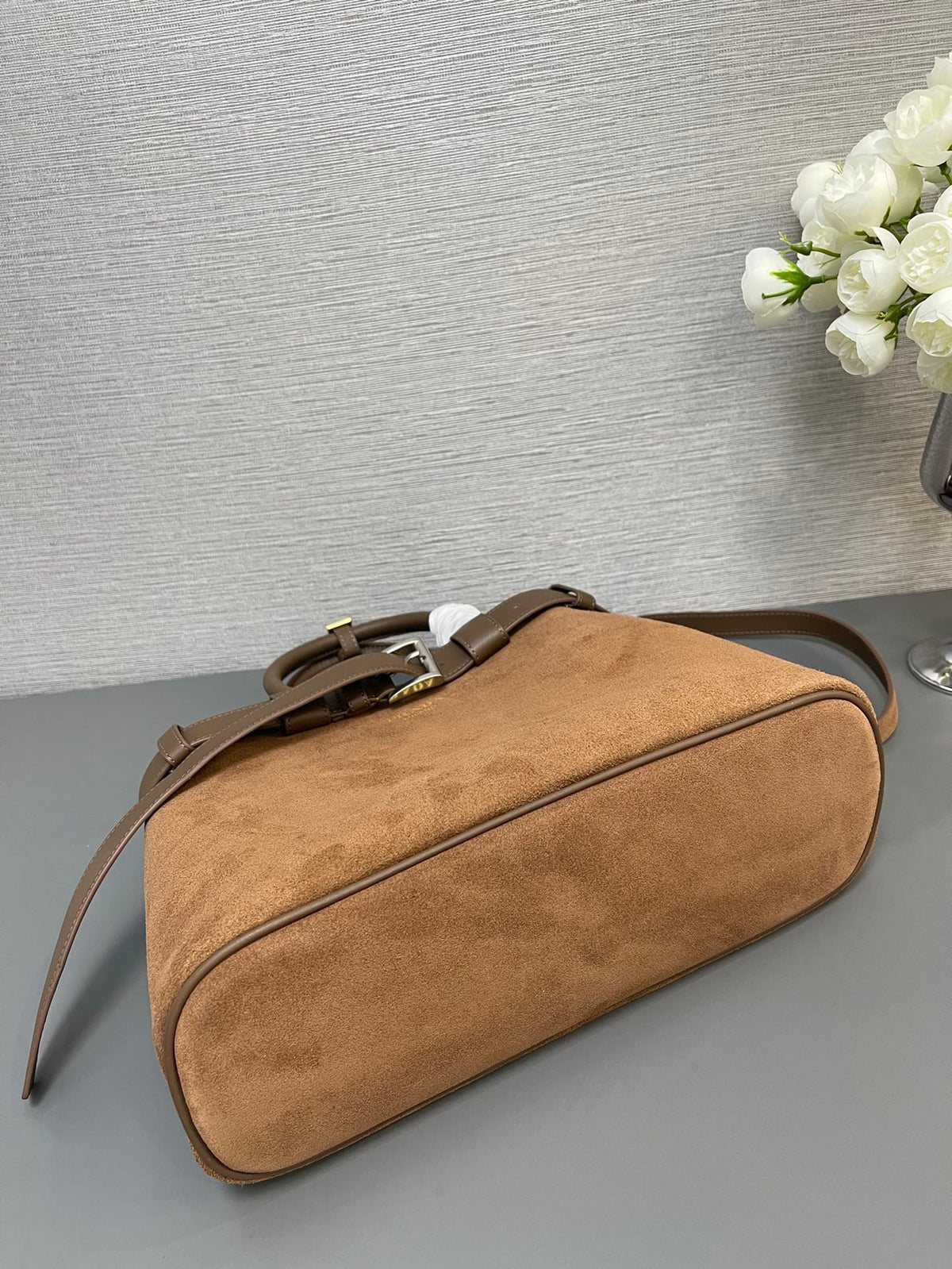 SMALL TOTE BAG WITH BELT 32 IN RUSSET BROWN SUEDE