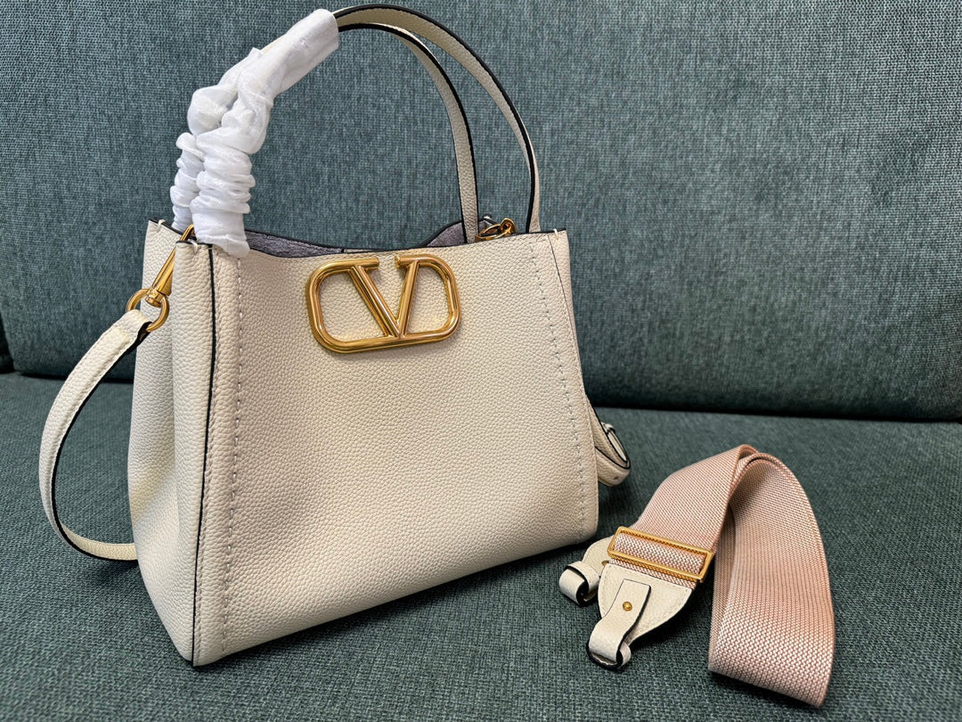 VALENTINO small handbag light beige calfskin 538532
