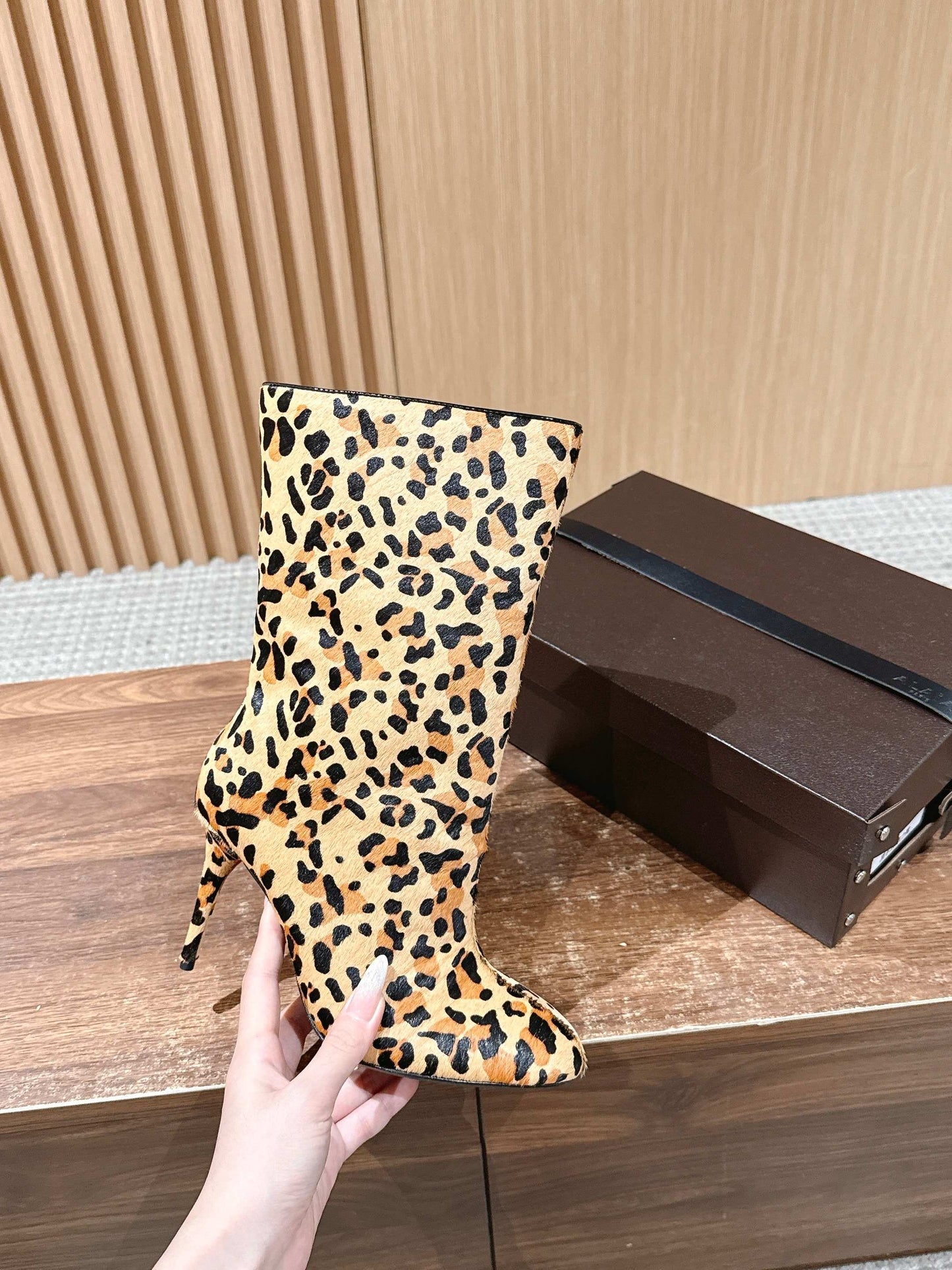 ALAIA high-heeled short boots leopard print velvet 386014