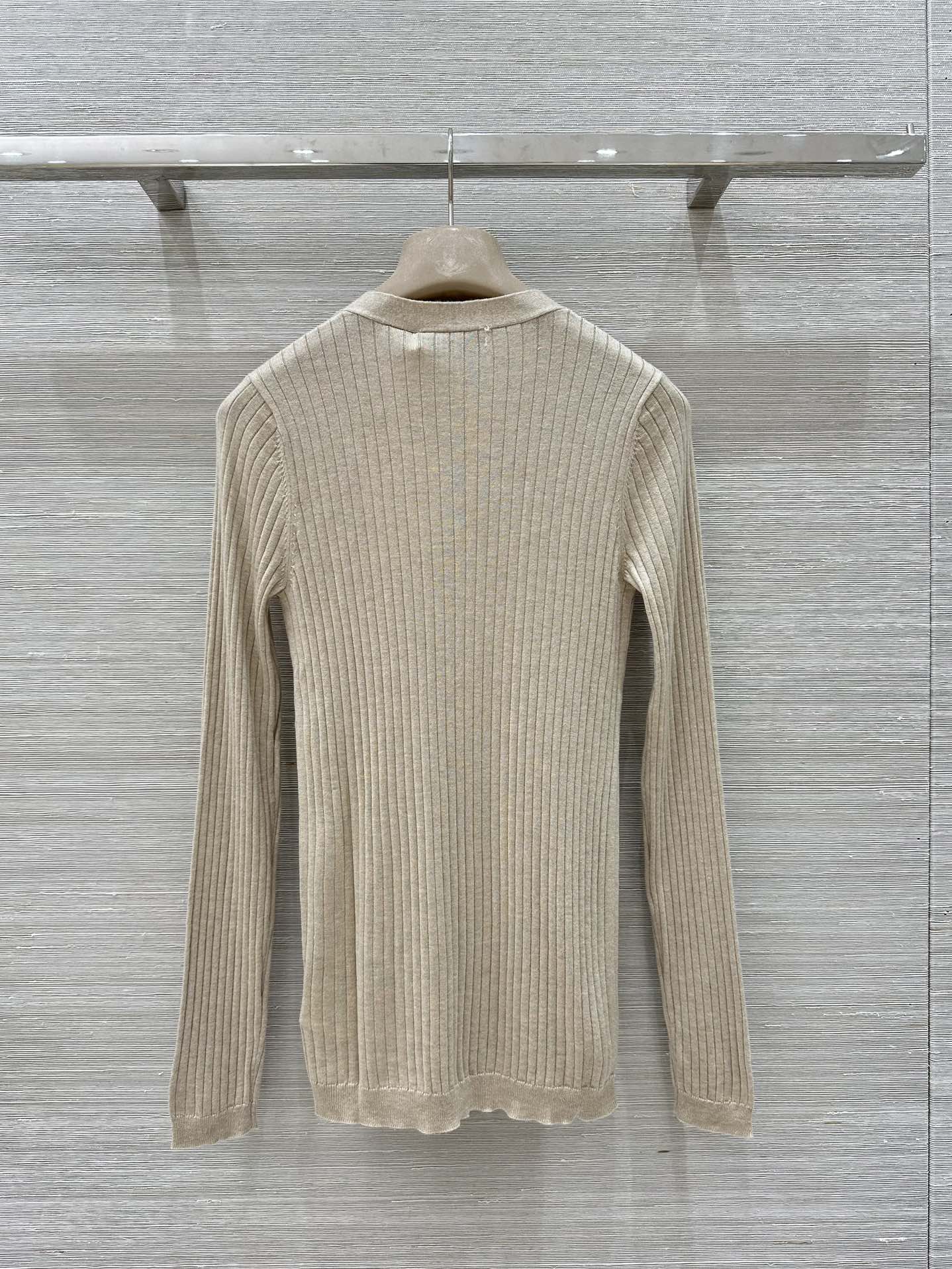 CD 25 V-neck Cardigan Beige Cashmere