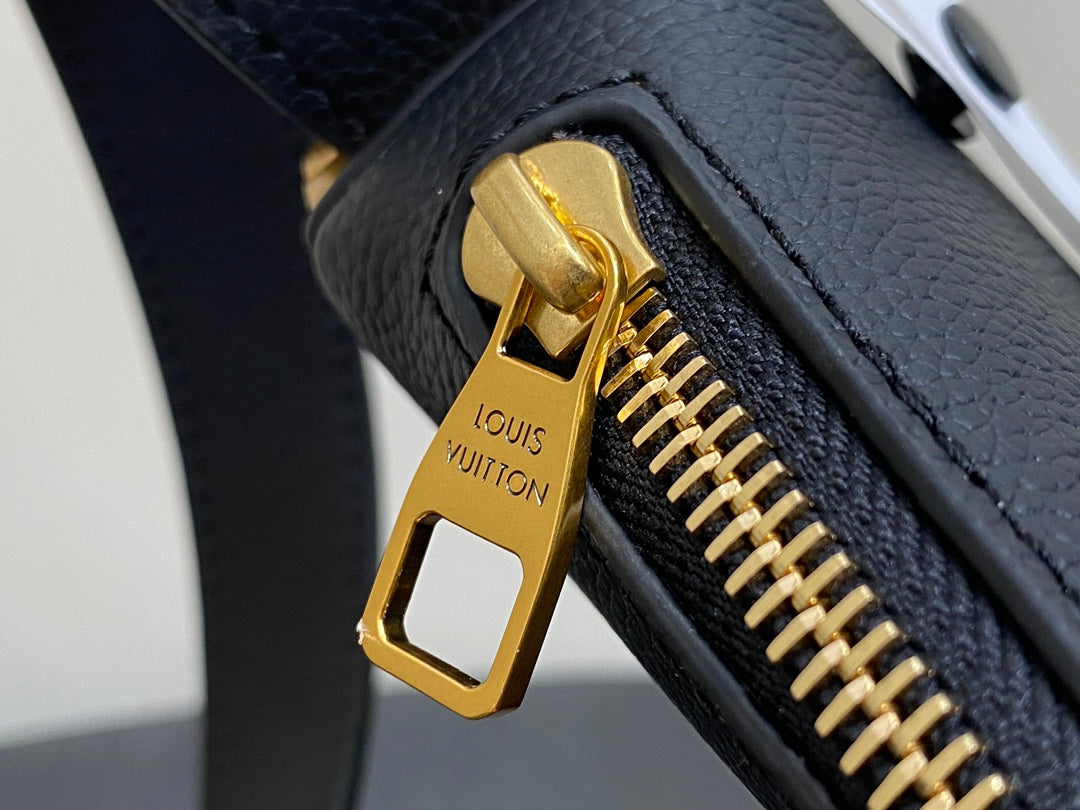 low key bumbag 28cm black calfskin