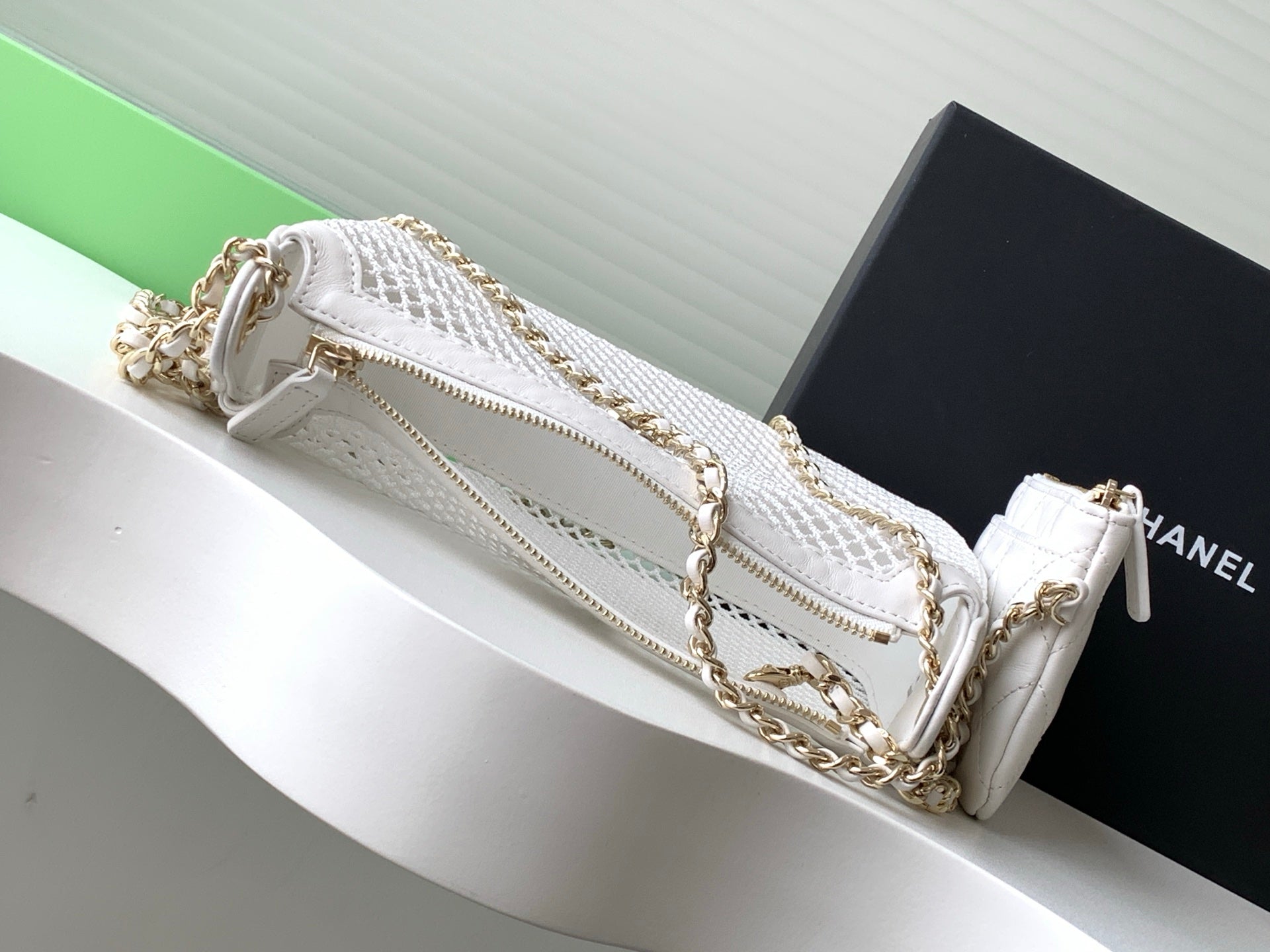 CC 25S Rectangle White Cluth Bag With Chain