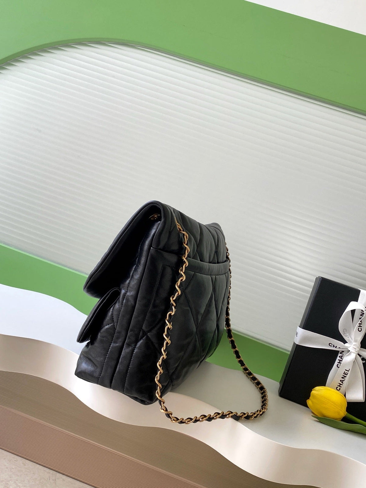 Chanel 25K Bag 45cm Black Gold Sheepskin 293990