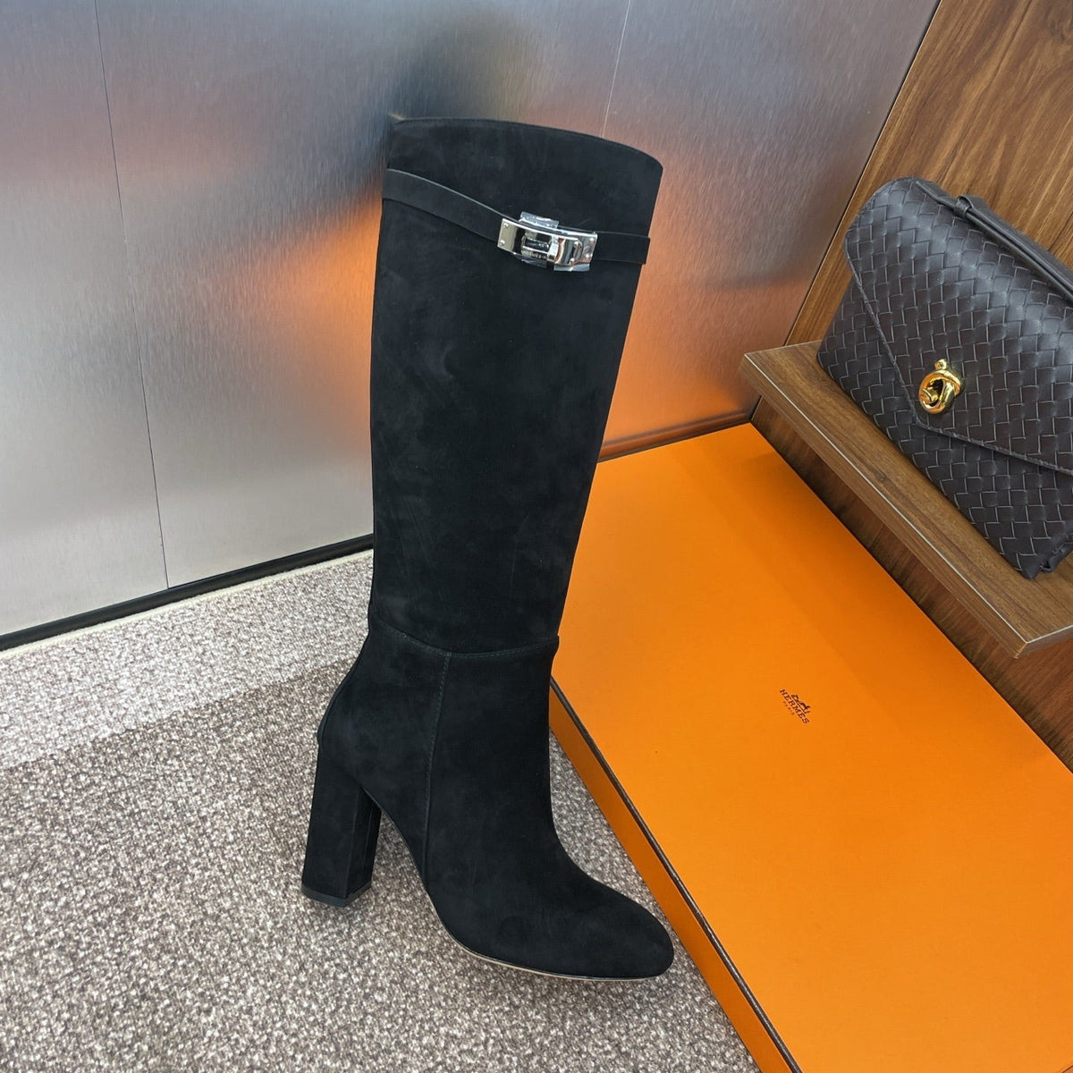 HM 25 Knee-High Boots Black Suede 508503