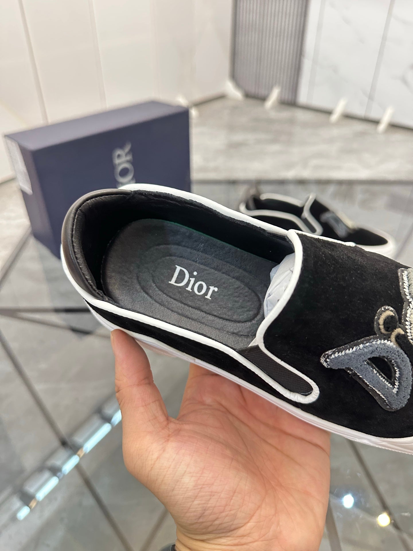 CD Slip on Loafer Black Suede 639466