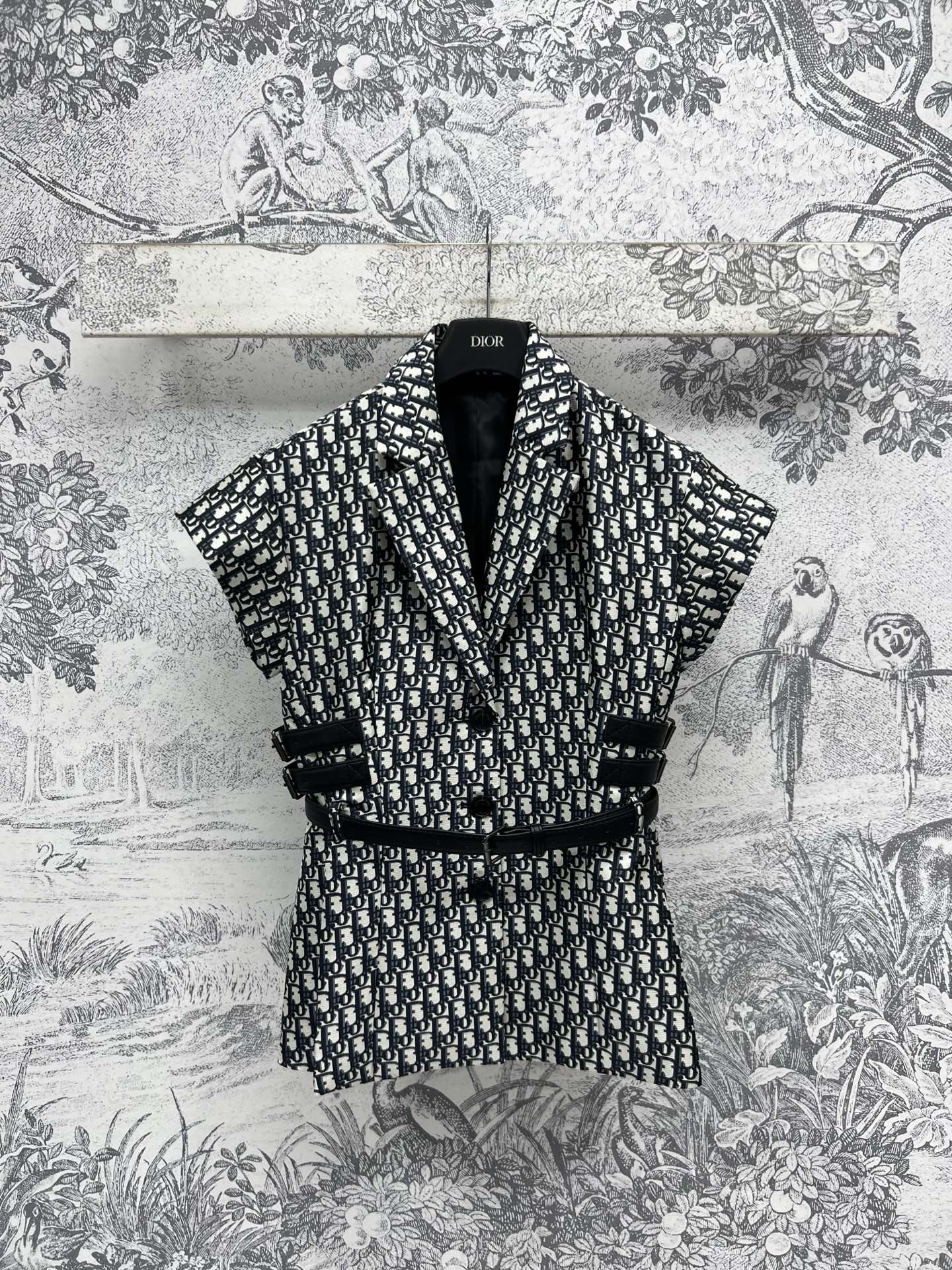 CD 25 Short-sleeved Short Top Black Polyester