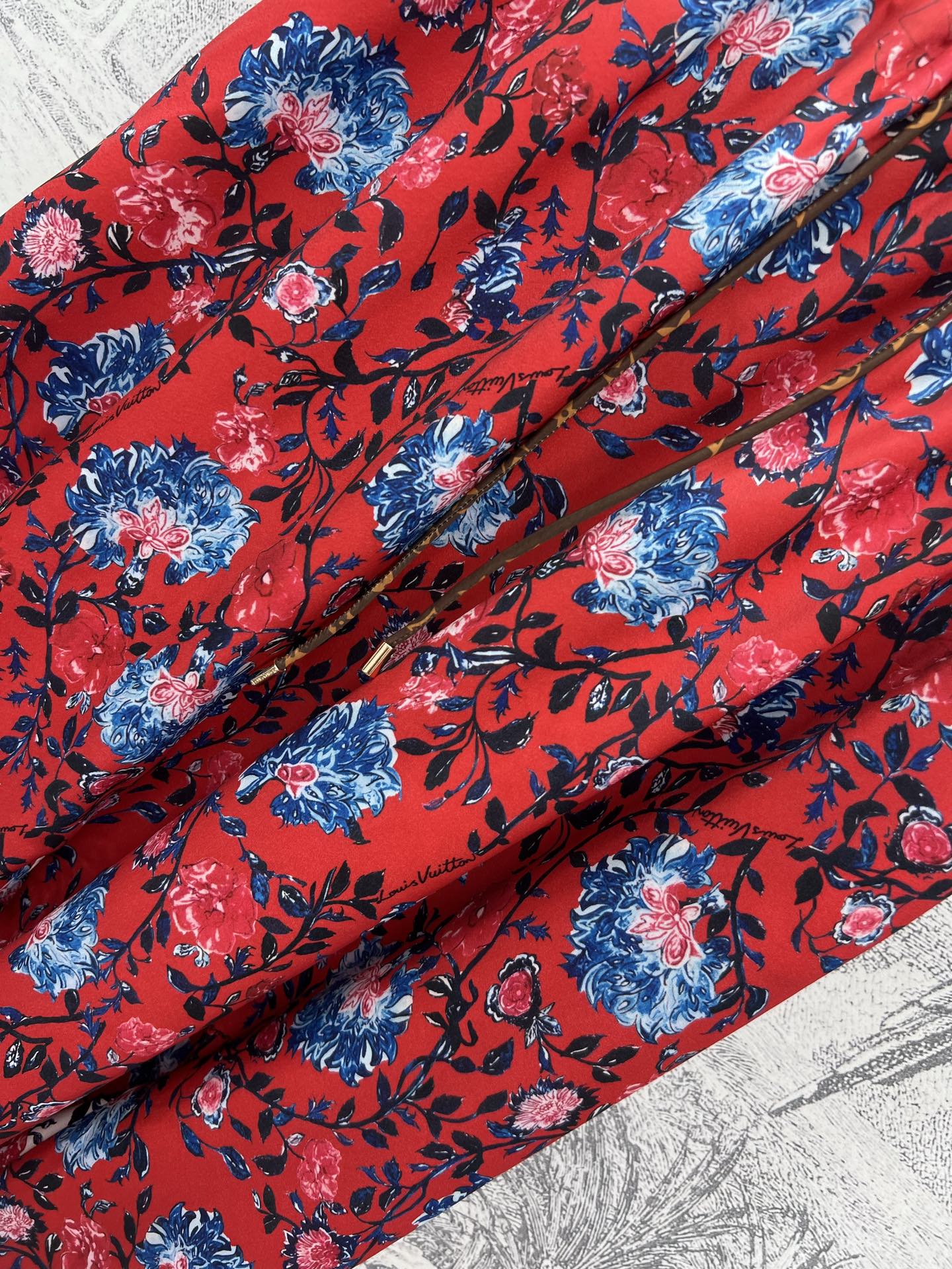 LV 25 Elastic Waist Old Flower Leather Skirt Red Poliester