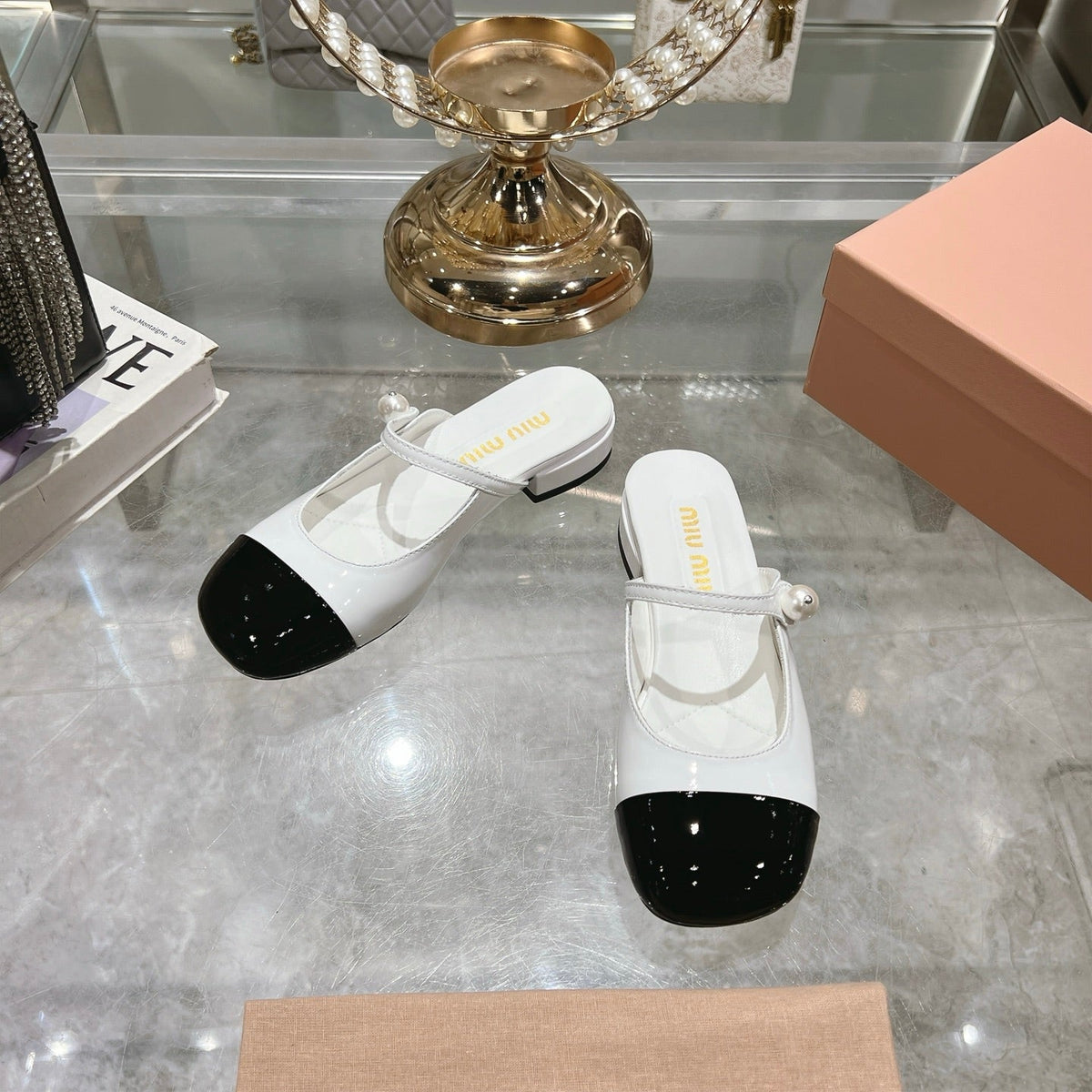 Miu 25C Flat Mule White Patent Leather 235306