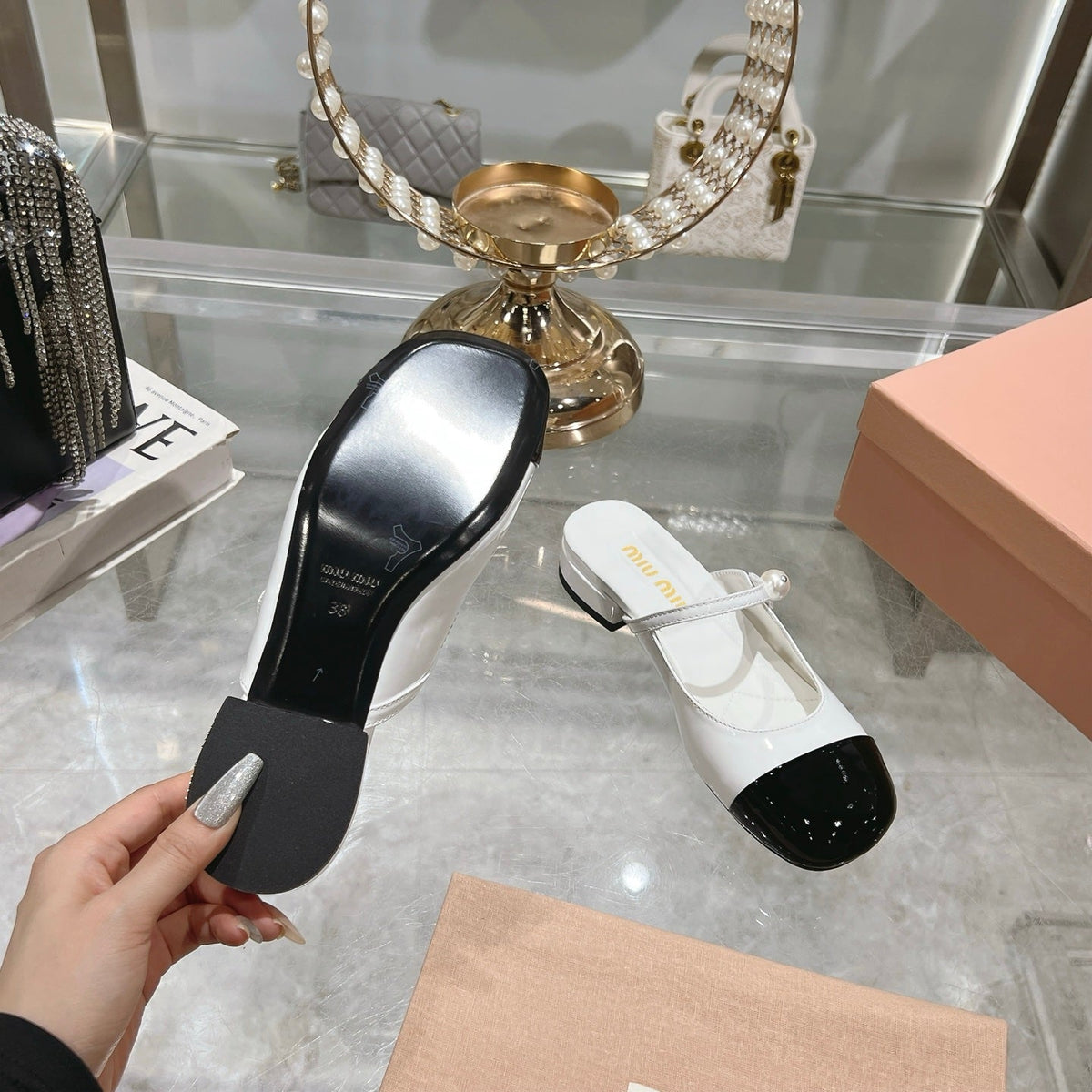 Miu 25C Flat Mule White Patent Leather 235306