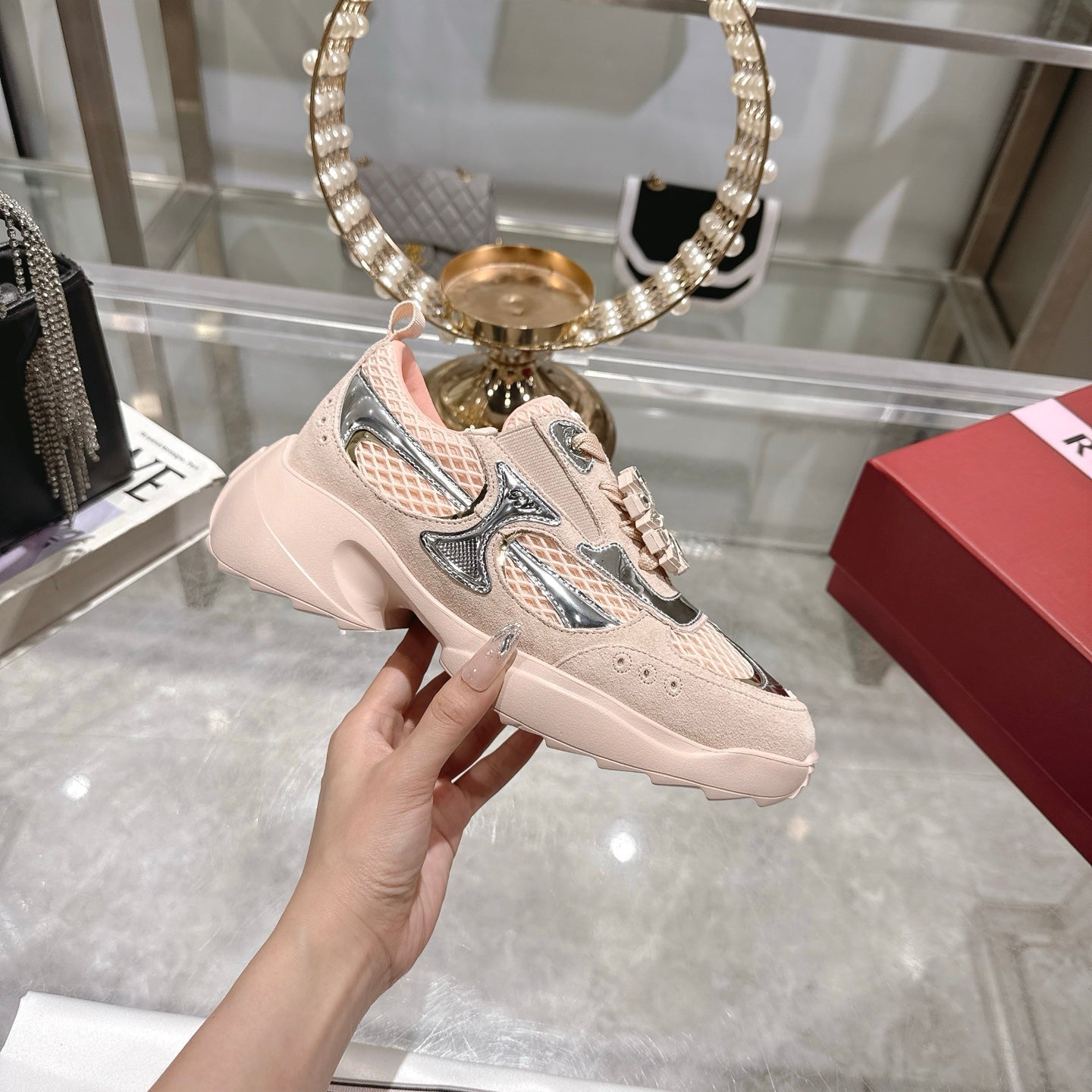 Viv 25 Diamond Sneaker Pink Cowhide Original Imported  235357