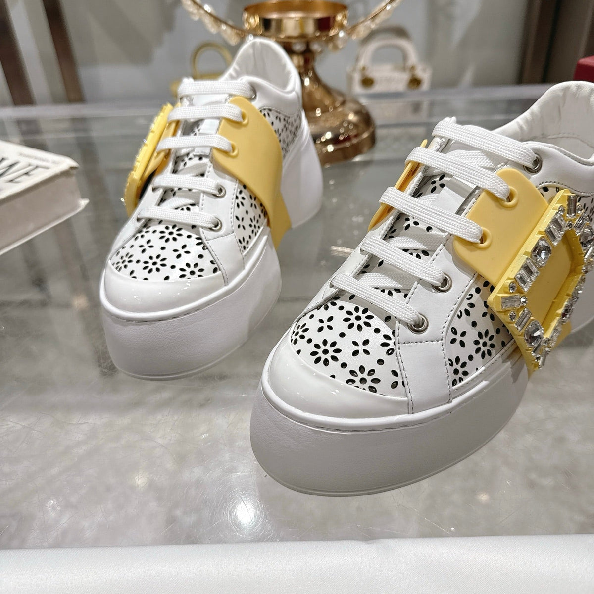 Viv 25 Square Buckle Platform White Yellow Cowhide 262976