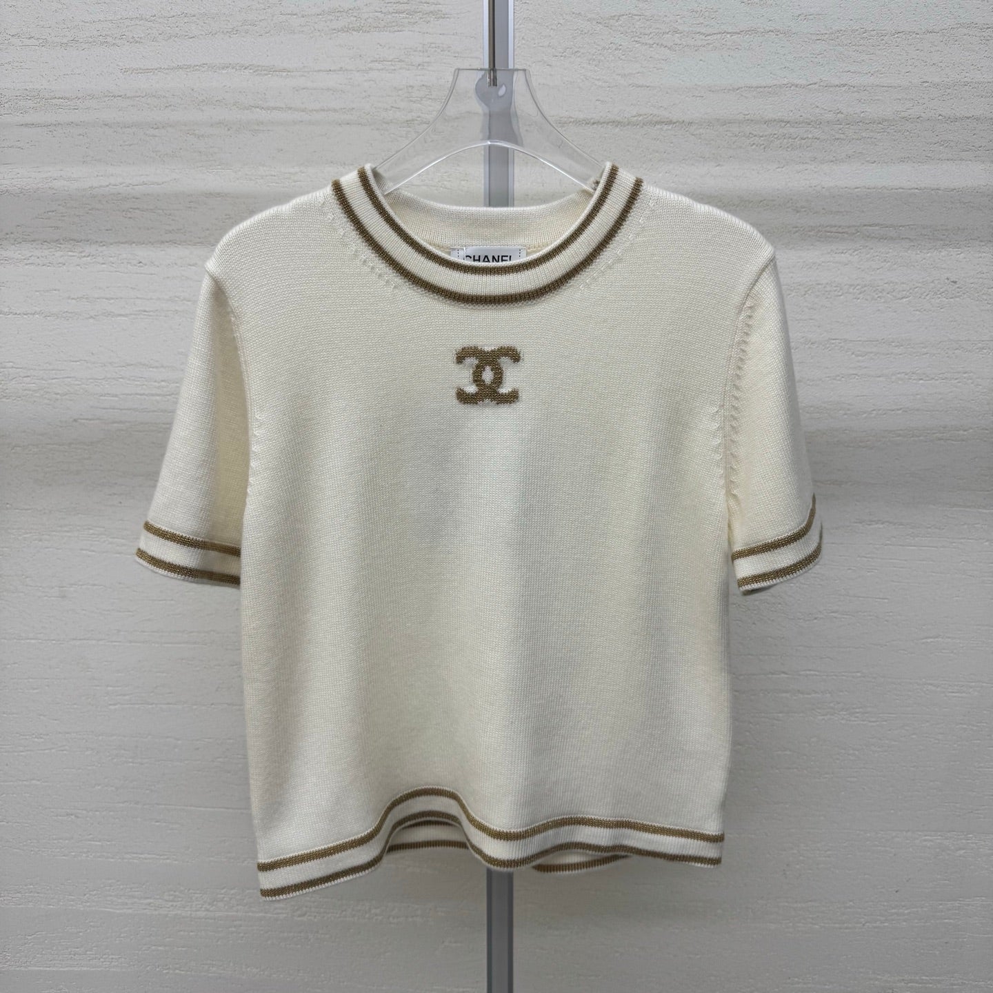 Chanel 2026 Crew Neck Short-Sleeve T-Shirt Cream Wool Cashmere 356959