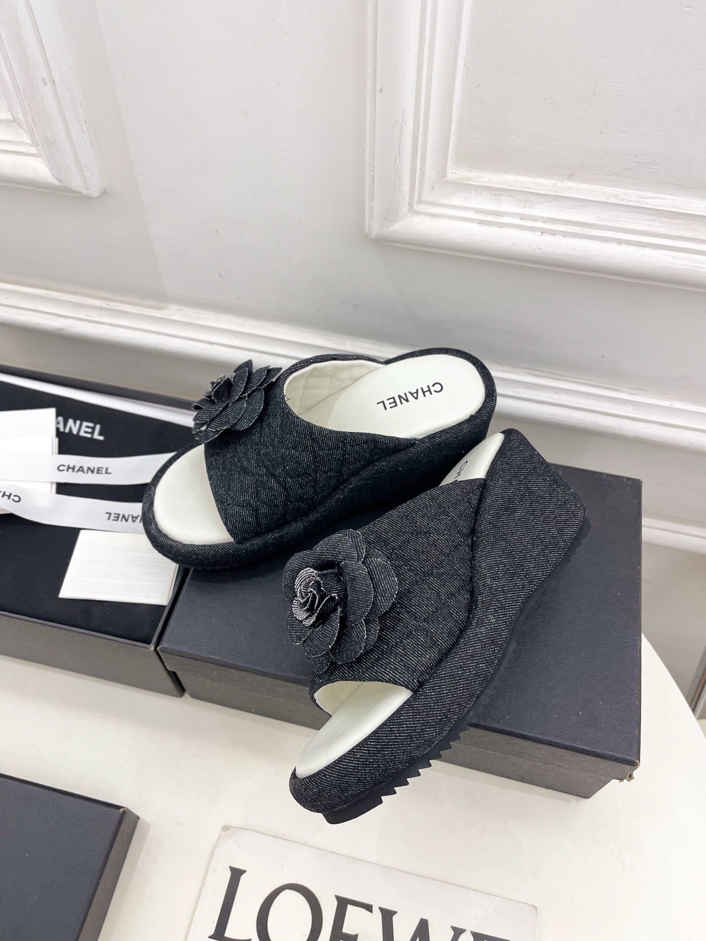 CC 25 Platform Slippers Black Sheepskin 331003