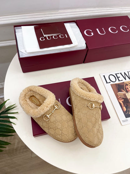 GG Horsebit Embossed Mule Beige Suede And Wool 536053