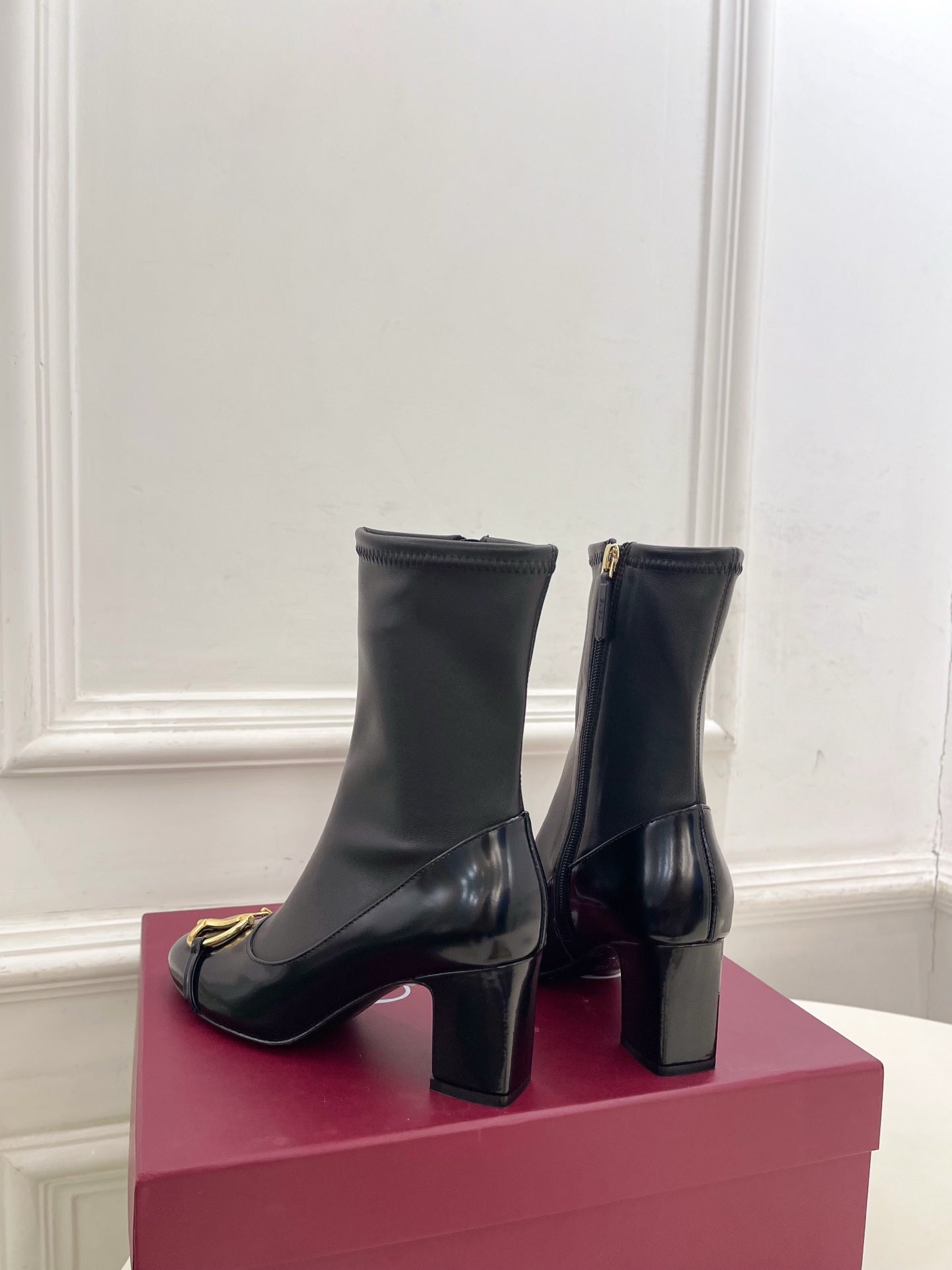 GG horsebit chunky heel ankle boots black calfskin 536057
