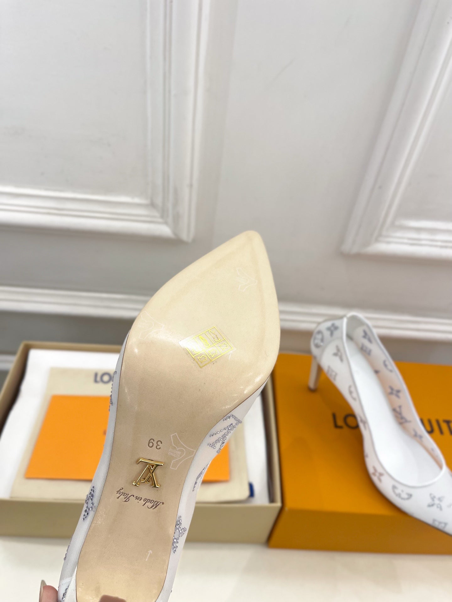 Louis Vuitton 2026 Gala Pump 85mm White Mesh Leather