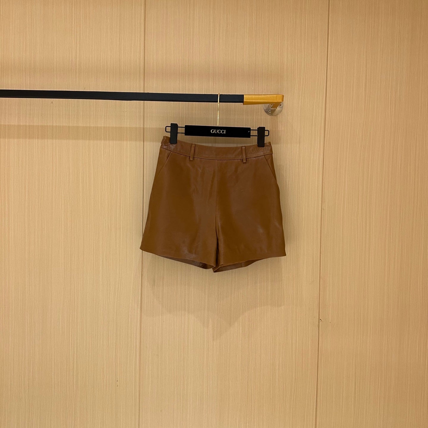 Gucci Short Brown Leather 276973