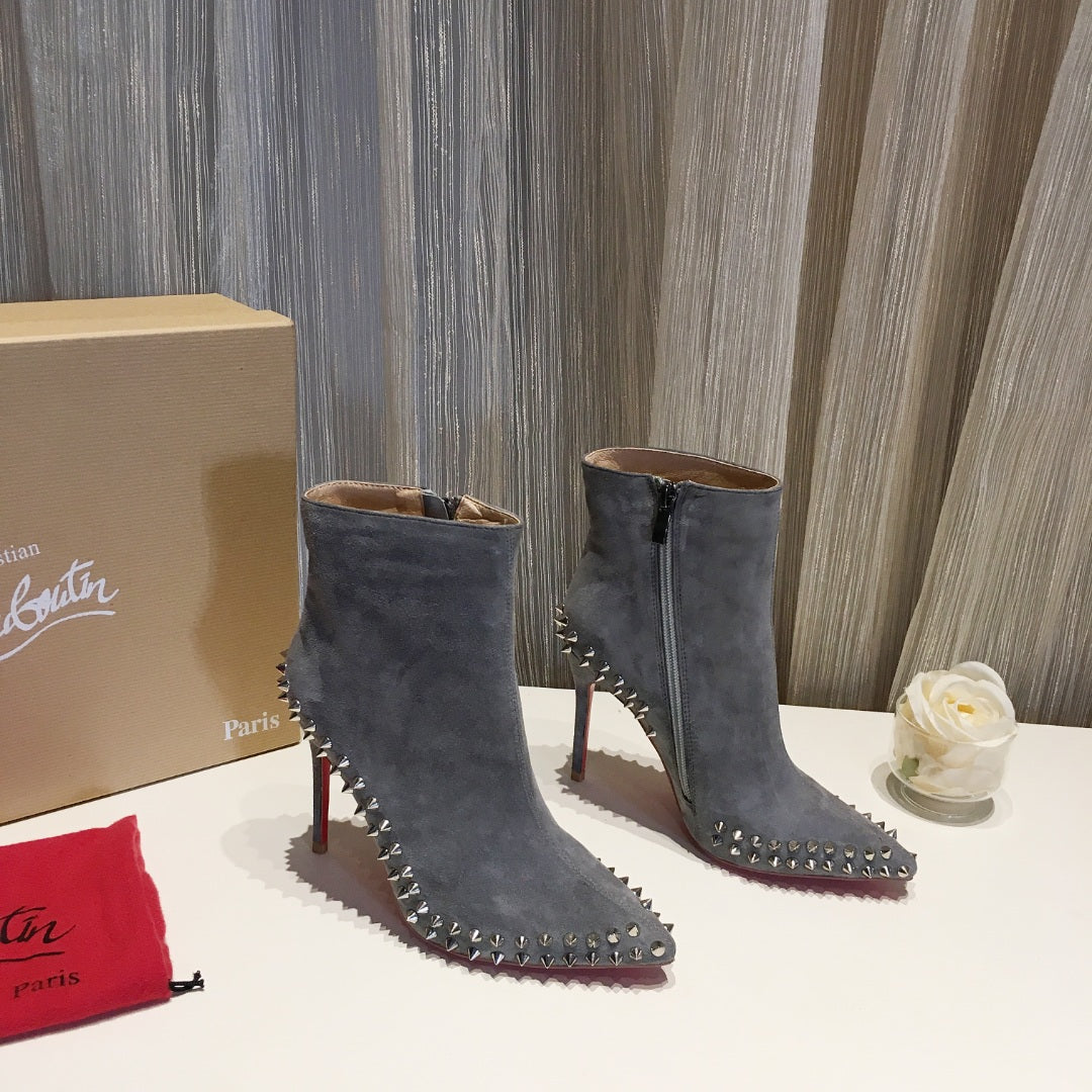 CL Willetta Ankle Boots 100mm Suede with Spikes Gray