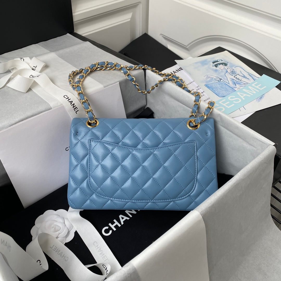 Medium Classic Flap Bag 23cm Blue Lambskin Gold Hardware